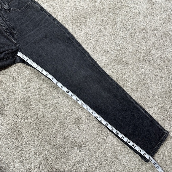 Madewell The Perfect Vintage Jean High Rise Tapered Leg in Sumner Wash Black 26 - Picture 15 of 16